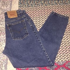 LEVIS 550 medium wash!